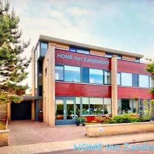 The First Floor, 4 Persons, 2 Bedrooms, Free Parking Zandvoort